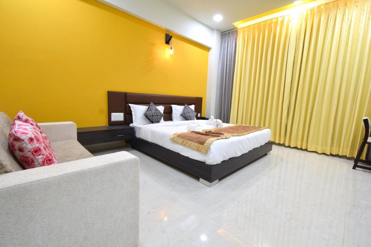 The Sky Imperial- Hotel Gopal Darshan นาถดวารา ภายนอก รูปภาพ