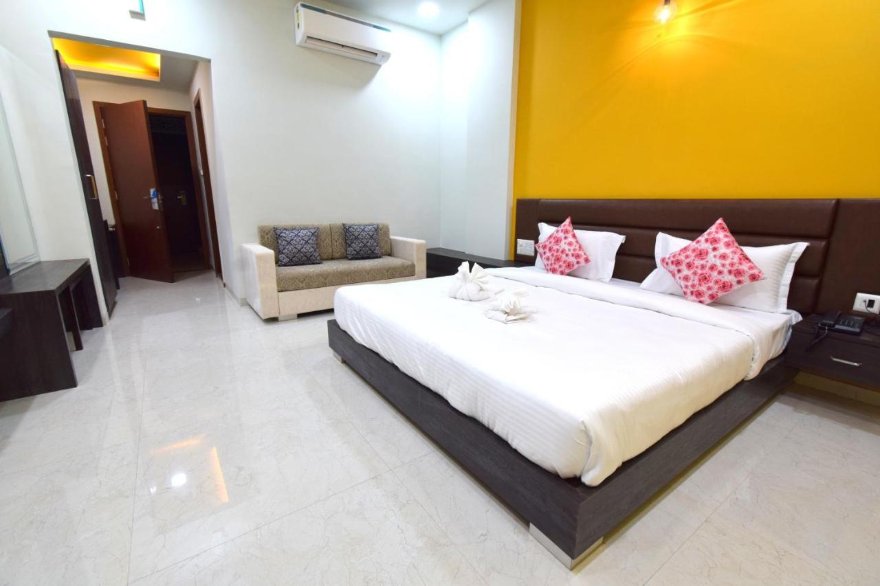 The Sky Imperial- Hotel Gopal Darshan นาถดวารา ภายนอก รูปภาพ