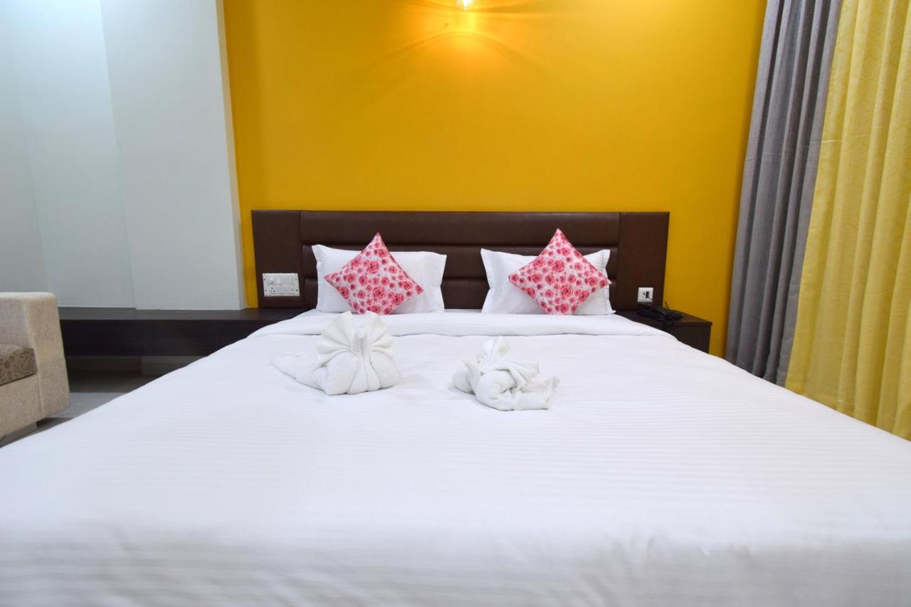 The Sky Imperial- Hotel Gopal Darshan นาถดวารา ภายนอก รูปภาพ