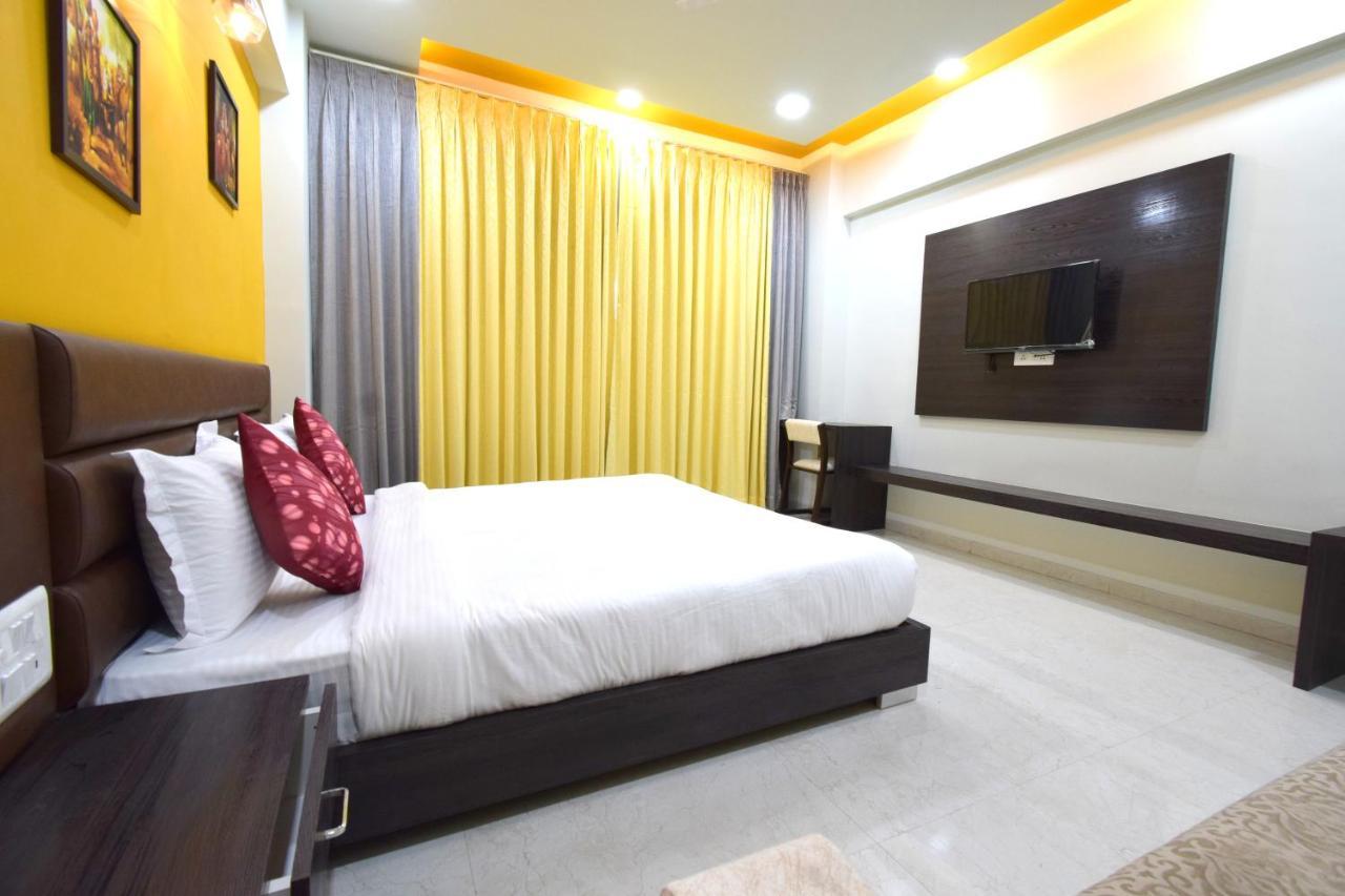 The Sky Imperial- Hotel Gopal Darshan นาถดวารา ภายนอก รูปภาพ