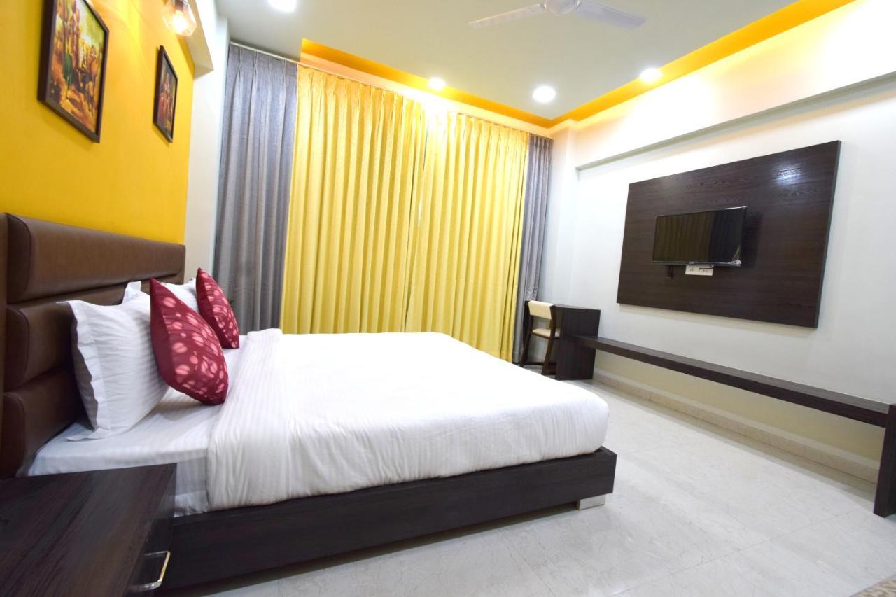 The Sky Imperial- Hotel Gopal Darshan นาถดวารา ภายนอก รูปภาพ