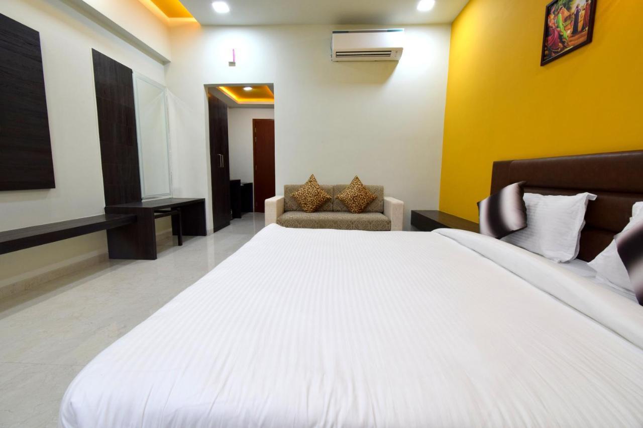 The Sky Imperial- Hotel Gopal Darshan นาถดวารา ภายนอก รูปภาพ